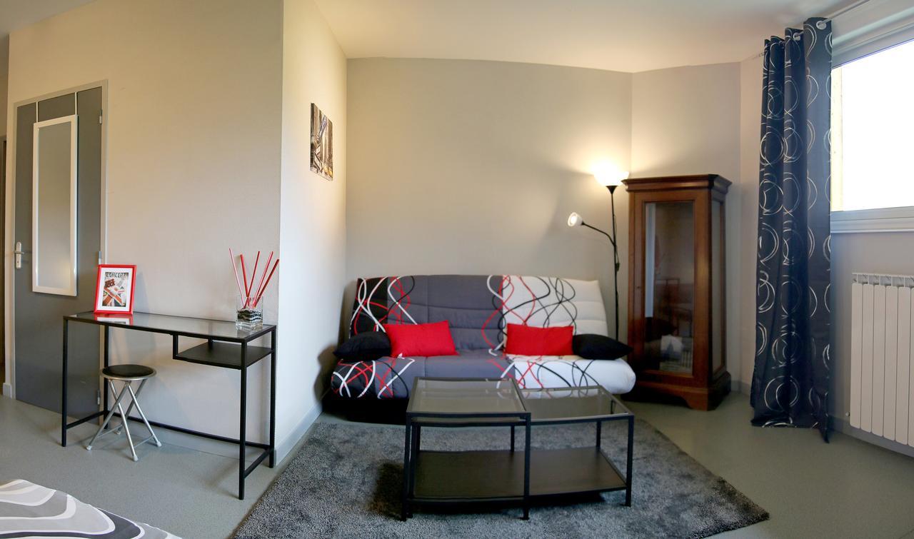 Lavastrie Le Grand Val B&B 외부 사진