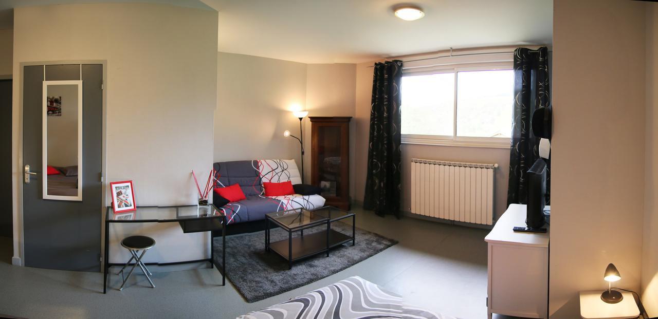 Lavastrie Le Grand Val B&B 외부 사진